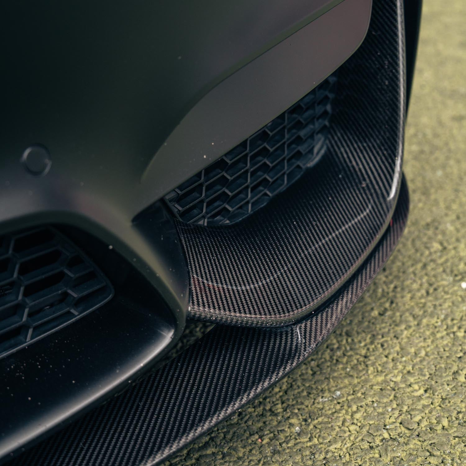 Genuine BMW M Performance F80 F82 F83 M Performance Front Carbon Corner Splitters (M3 & M4)-R44 Performance